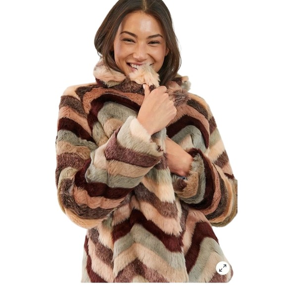 Anthropologie Hutch Multicolor Chevron Faux Fur Jacket size Small Retro Boho